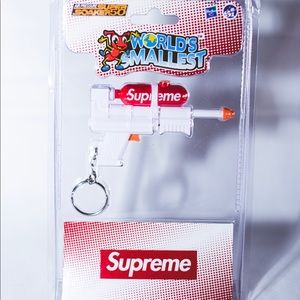Supreme/Super Soaker 50 Water Blaster Keychain